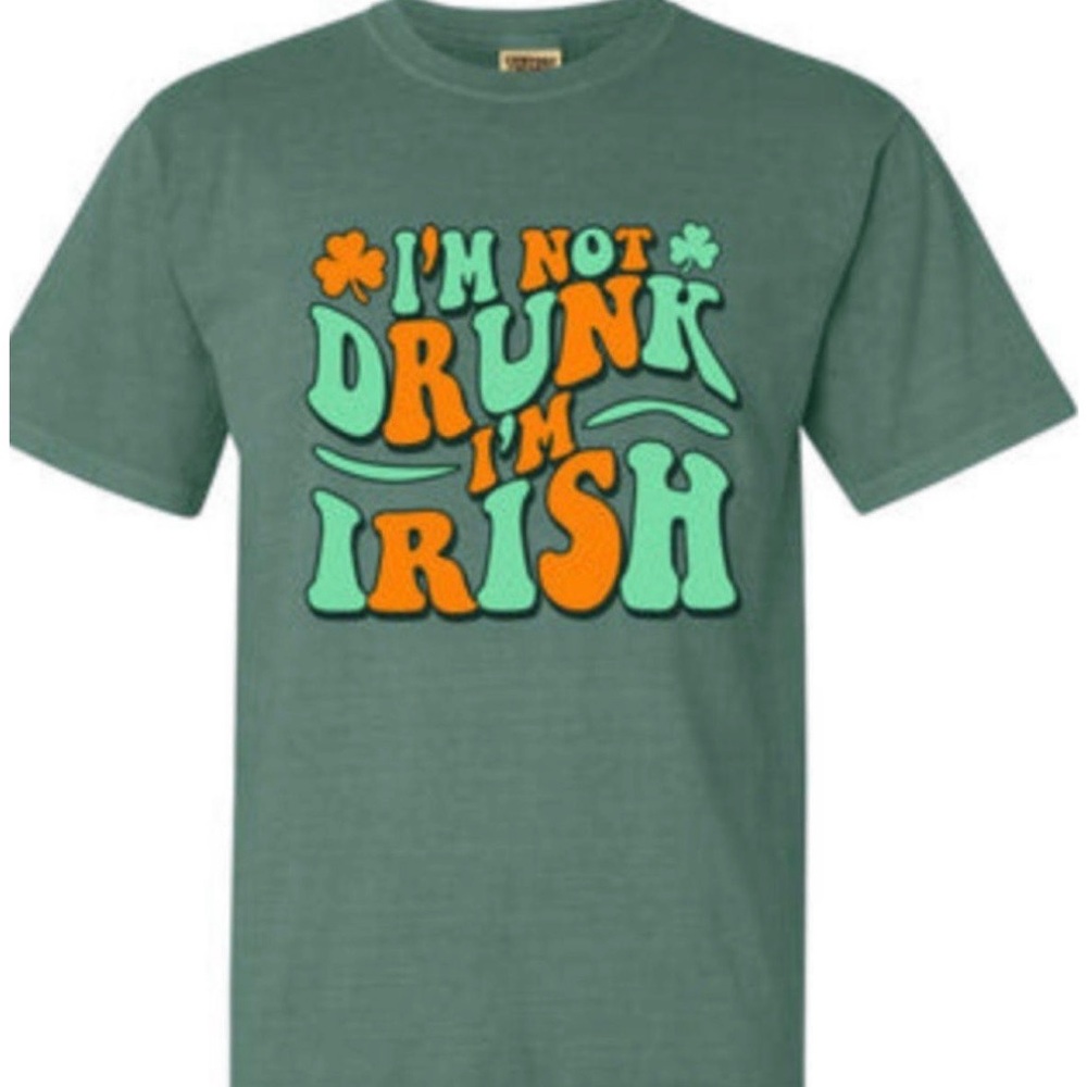 Green Graphic Tee - Short Sleeve